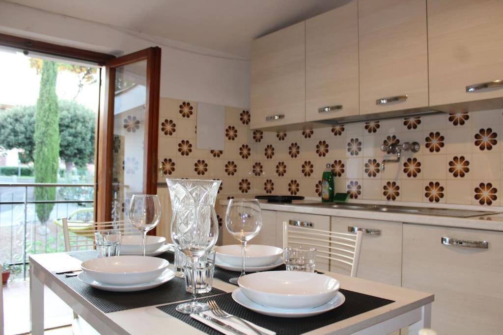 Castel di Leva Spazioso Appartamento מראה חיצוני תמונה